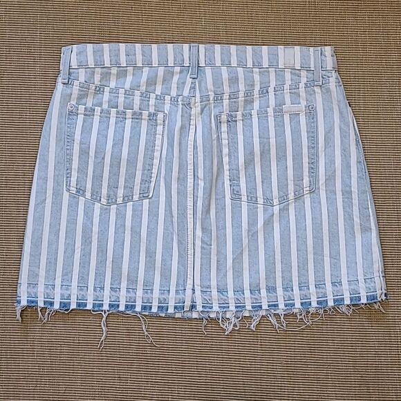 NWOT 7 for All  Mankind Distressed Striped Denim Skirt - Size 32 - Picture 3 of 8